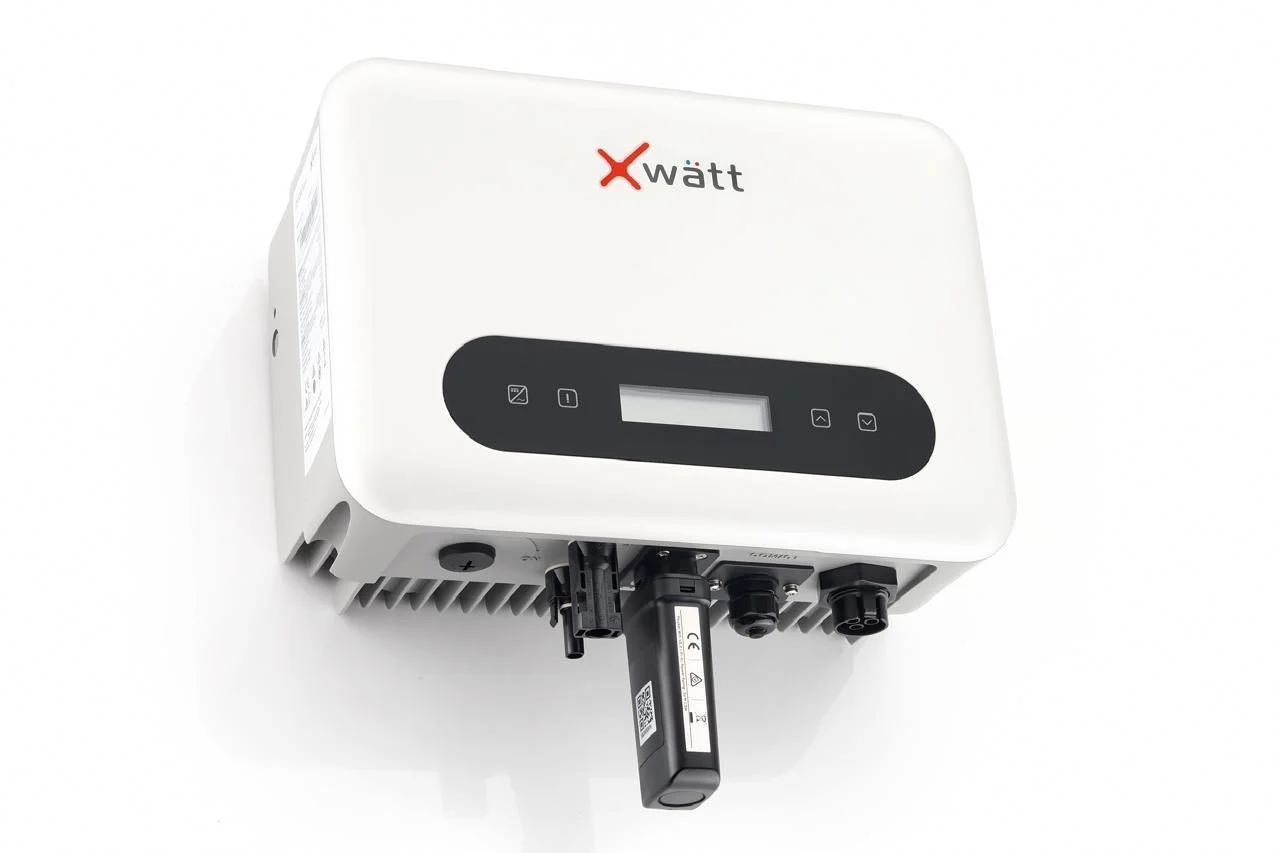 X-Watt 2.3-6.0KW On-Grid Inverter in Nagpur